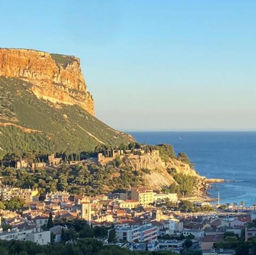 La Maison De Doms Avec Jacuzzi Et Vue Mer Cassis Exteriör bild