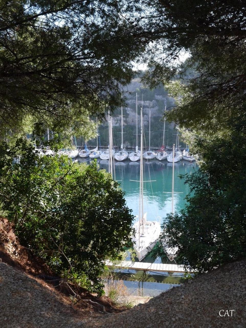 La Maison De Doms Avec Jacuzzi Et Vue Mer Cassis Exteriör bild