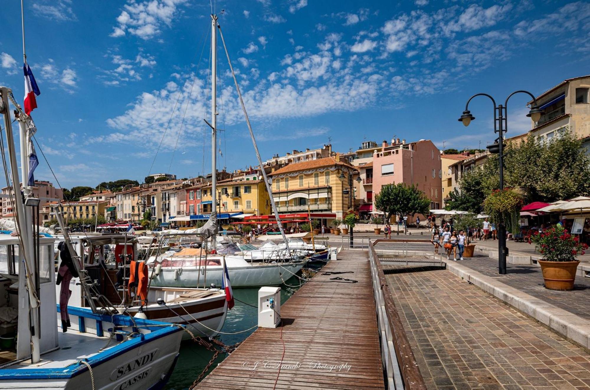La Maison De Doms Avec Jacuzzi Et Vue Mer Cassis Exteriör bild